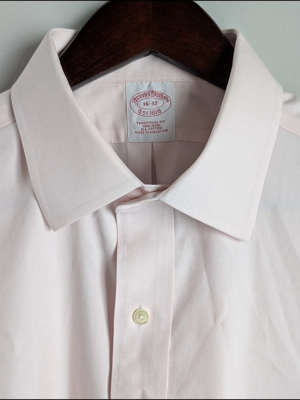 Brooks Brothers Men's Dress Shirt 16-32 Traditional Fit Pink Non-Iron Cotton